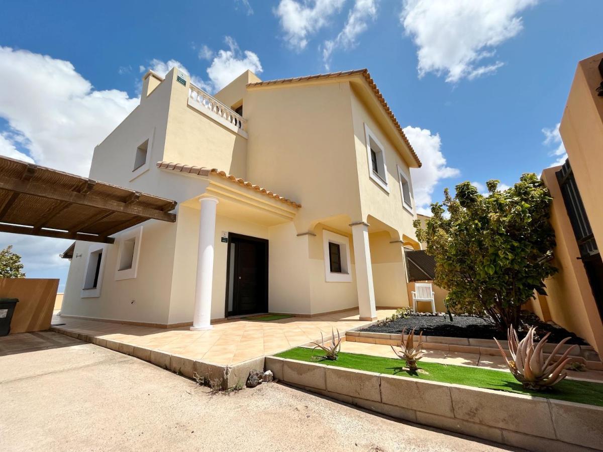 Ftv Holidays Homes Corralejo Buitenkant foto